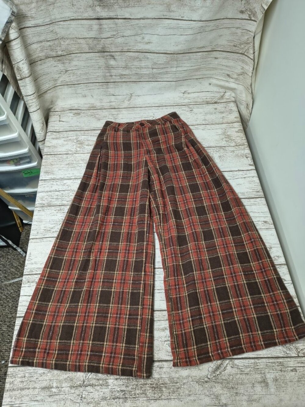 Cider Ultra Wide Leg Orange and Brown Plaid Trousers Size Small